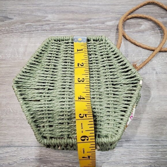 Mali + Lili Green Rattan Wicker Crossbody Bag Floral Lining Hexagon Shape - Picture 12 of 16